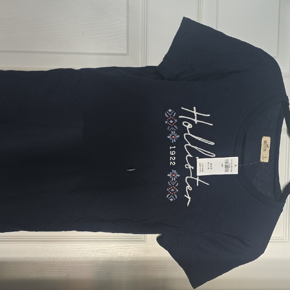 Hollister Dark Blue Tee with Graphic Print